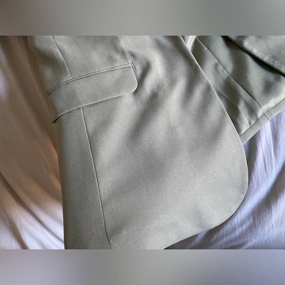 Abercrombie Blazer Brand New With Tags (Sage Color) - Picture 3 of 3